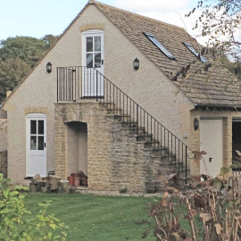 garage_and_studio_kingscote